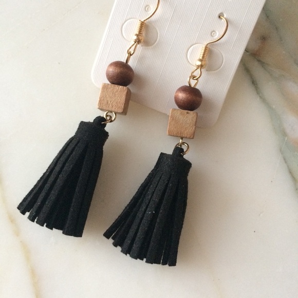 New Suede Tassel Earrings Black w/ Brown Wood Bead - Picture 3 of 4